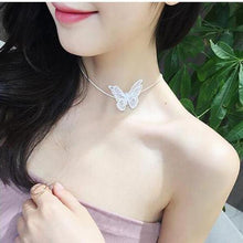 Carica l&#39;immagine nel visualizzatore di Gallery, Fashion Shiny Crystal Necklace Zircon Pendant Transparent Fishing Line Invisible Ladies Necklace Jewelry Clavicle Chain Chocker