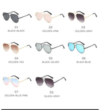Carica l'immagine nel visualizzatore di Gallery, 2022 New Fashion Brand Designer Ladies Pilot Sunglasses Women Men Goggle Gradient Sun Glasses For Female Mirror Shades UV400