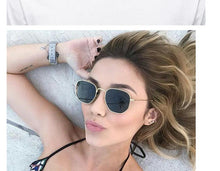 Load image into Gallery viewer, LeonLion 2022 Metal Classic Vintage Women Sunglasses Luxury Brand Design Glasses Female Driving Eyewear Oculos De Sol Masculino