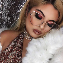 Carica l&#39;immagine nel visualizzatore di Gallery, Oversized Women Metal Cat Eye Glasses Frame Brand Designer Fashion Men Clear Lens Eyeglasses sexy Cat&#39;s Eye gold Optical Frame