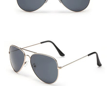 Load image into Gallery viewer, LeonLion 2022 Pilot Sunglasses Women/Men Top Brand Designer Luxury Sun Glasses For Women Retro Outdoor Driving Oculos De Sol