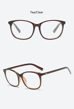 Carica l&#39;immagine nel visualizzatore di Gallery, Retro Glasses Transparent Square Optical EyeGlasses Frames Women Brand Designer Clear Fashion Fake Glasses Large Frames Eyewear