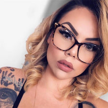 Load image into Gallery viewer, Retro Cat Eye Glasses Women&#39;s Eyeglasses Frame Luxury Brand Designer Spectacles Transparent Cat&#39;s Eye Glasses Female Eyewear