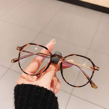 Load image into Gallery viewer, Vintage Art Metal Flat Mirror Eyeglasses Female Small Face Anti-blue Light Plain Polygonal Transparent Glasses Frame