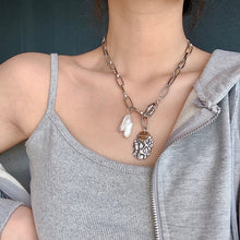 Load image into Gallery viewer, 2020 Korea Fashion Classic Thick Chain Necklace Metal Gold Silver Color Pendant Necklace For Men Women Men Party Jewelry