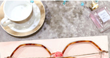 Load image into Gallery viewer, Leopard Retro Optical Glasses Frame Women Myopia Prescription Eyeglasses Frame Ladies Vintage Anti Blue Light UV Spectacles 2022