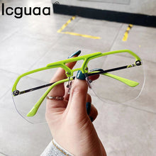 Carica l'immagine nel visualizzatore di Gallery, Occhiali da vista quadrati da donna oversize trasparenti verde semi-fluorescente Protezione UV Occhiali da uomo per computer Anti luce blu 