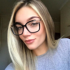 Eyeglasses Square glasses woman  fashion Clear lens Optical glasses frame women Metal Legs female oculos
