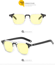 Carica l'immagine nel visualizzatore di Gallery, New Sunglasses Fashion Men And Women Jumping Di Hip Hop Couple Glasses Super Fire Retro Sunglasses