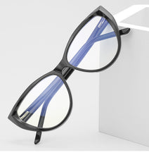 Load image into Gallery viewer, Ralferty Quality TR90 Glasses Frame Female Prescription Glasses Transparent Red Blue Light Glasses With Spring NO Grade Glasses