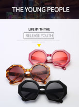 Carica l&#39;immagine nel visualizzatore di Gallery, Glasses Woman Fashion Oversized Sexy Ladies Leopard Cat Eye Glasses Frames For Women Eyewear Sunglases