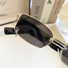 Load image into Gallery viewer, Brand Design Women Men Sunglasses Korean Fashion Retro European Sun glasses Cool Male  Same Style Personality UV400 Oculos de
