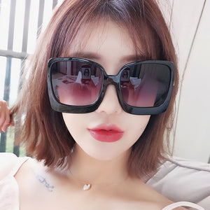 2022 Big Frame Fashion Oversized Sunglasses Women Brand Designer Plastic Female Gradient Sun Glasses gafas de sol mujer UV400