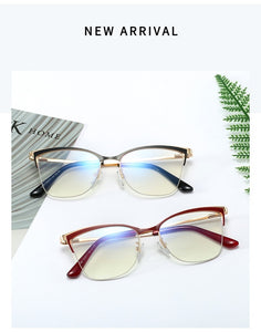2022 Fashion Square Anti-blue Glasses Frame Women Vintage Metal Optical Transparent Eyeglasses Female No Degree Oculos Feminino
