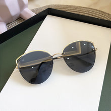 Load image into Gallery viewer, Oulylan Cat Eye Sunglasses Women Luxury Rimless Gradient Sun Glasses Clear Ocean Color Lenses Shades Ladies Sunglass UV400