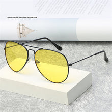 Load image into Gallery viewer, Brand 3025 Goggles Vision Night Glasses for Driving Fashion Aviation Yellow Sunglasses Men Night Vision Pilot Eyewear