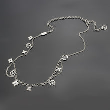 Carica l&#39;immagine nel visualizzatore di Gallery, Titanium steel necklace wholesale V four leaf flower double chain necklace women&#39;s foreign trade multi accessories chain necklac