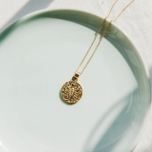 Gold Color 12 Constellation Coins Necklaces & Pendants Women Virgo Taurus Leo Short Chain Necklace Girls Gemini Celestial