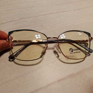 2022 Metal Square Anti-blue Glasses Frame Women Vintage Transparent Eyeglasses Female Spectacles Oculos Feminino