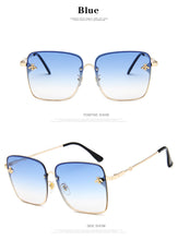 Load image into Gallery viewer, Square Bee Sunglasses Women Men Retro Brand designer Metal Frame Oversized Sun Glasses Female Grandient Shades Oculos