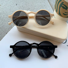 Load image into Gallery viewer, Oulylan Retro Round Sunglasses Women Men Classic Brand Leopard Green Sun Glasses Shades Ladies UV400 Sunglass Oval Eyewear