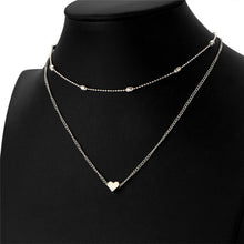 Carica l&#39;immagine nel visualizzatore di Gallery, Collana a catena con collo a clavicola multistrato a forma di cuore di pesca con ciondolo clavicola femminile di moda semplice. Ciondolo a forma di cuore 