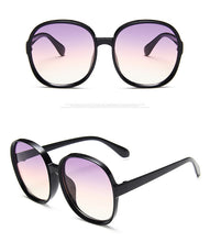 Carica l'immagine nel visualizzatore di Gallery, Newest Round Sunglasses Woman Oversized Female Glasses Gradient Fashion Brand Women Sun Glasses Ladies 2022 UV400