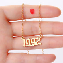 Carica l&#39;immagine nel visualizzatore di Gallery, Bohemian English Number Letter Necklace Stainless Steel Chain Necklace for Women Birthday Gift Female Birth Year Necklaces