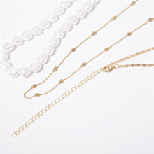 Carica l&#39;immagine nel visualizzatore di Gallery, Punk Multi Layered Pearl Choker Necklace Collar Statement Virgin Mary Coin Crystal Pendant Necklace Women Jewelry