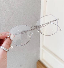 Load image into Gallery viewer, Anti-blue Light Glasses Frame Women Irregular Eyeglasses Unique Pearl Bent-leg Spectacle Frame Fashion Myopia Frames