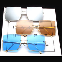 Carica l&#39;immagine nel visualizzatore di Gallery, New Fashion Lady Oversize Half Frame Occhiali da sole quadrati in metallo Occhiali da donna di lusso oculos de sol feminino Occhiali da sole 