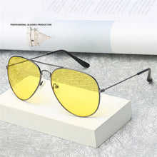 Load image into Gallery viewer, Brand 3025 Goggles Vision Night Glasses for Driving Fashion Aviation Yellow Sunglasses Men Night Vision Pilot Eyewear