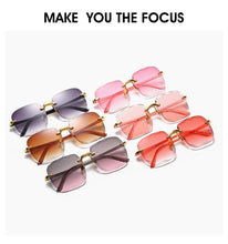 Carica l'immagine nel visualizzatore di Gallery, 2022 Occhiali da sole quadrati senza montatura Donne Designer di marca di lusso Occhiali rossi estivi Occhiali da sole moda per uomo UV400 Shades Oculos 