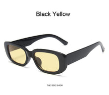 Carica l&#39;immagine nel visualizzatore di Gallery, 2022 Occhiali da sole quadrati Donna Luxury Brand Viaggi Piccolo rettangolo Occhiali da sole Moda femminile Retro Lunette De Soleil Femme 