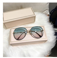 Load image into Gallery viewer, 2022 New Diamond Sunglasses Female Imitation Rhinestones Gradient Color UV400 Women Sunglasses