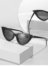Load image into Gallery viewer, Transparent Green Cat's Eye Sunglasses For Women  Small Frame Fashion Frontier Classic  Vintage Personalized Mirror Sun Glasses