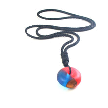 Load image into Gallery viewer, men&#39;woman s fashionable wood resin necklace pendant, woven rope chain, hot - selling jewelry gifts