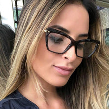 Carica l'immagine nel visualizzatore di Gallery, Women Crystal Multi-section Trending Style Optical Computer Glasses Oculos De Sol Eyewear Fashion Square Reading Glasses