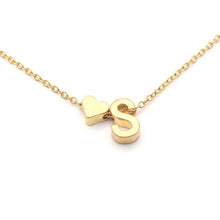 Carica l&#39;immagine nel visualizzatore di Gallery, Fashion Tiny Heart Initial Necklace Women Personalize Letter Name Choker Necklace Collier Femme Jewelry Gift Accessory