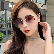 Load image into Gallery viewer, Oulylan Rimless Sunglasses Women Luxury Trimming Gradient Shades Sun Glasses Ladies Vintage Framless Eyewear UV400