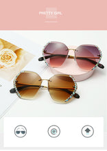 Load image into Gallery viewer, 2022  Vintage Round Sunglasses Women Men  Fashion Rimless Glasses Retro Pink Gradient Sun Glasses Women UV400 Shades Oculos