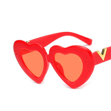 Load image into Gallery viewer, Heart Sun Glasses Women Brand Designer Steampunk Sunglasses Men Vintage Irregular Goggle Shades Eyewear UV400 Gafas De Sol