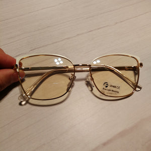 2022 Metal Square Anti-blue Glasses Frame Women Vintage Transparent Eyeglasses Female Spectacles Oculos Feminino