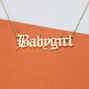 High Quality 2020 New Fashion Jewelry Gold Babygirl Letter Necklace Name Pendants Lovely Gift for the Mom