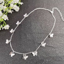 Load image into Gallery viewer, Cute Small Animal Butterfly Chain Necklace For Women Gold Silver Color Clavicle Chain 2020 Fashion Female Choker Jewelry