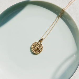 Gold Color 12 Constellation Coins Necklaces & Pendants Women Virgo Taurus Leo Short Chain Necklace Girls Gemini Celestial