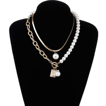 Carica l&#39;immagine nel visualizzatore di Gallery, Fashion 2 Layers Pearls Geometric Pendants Necklaces For Women Gold Metal Snake Chain Necklace New Design Jewelry Gift