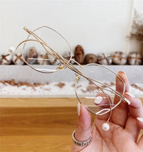 Load image into Gallery viewer, Anti-blue Light Glasses Frame Women Irregular Eyeglasses Unique Pearl Bent-leg Spectacle Frame Fashion Myopia Frames