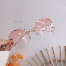 Load image into Gallery viewer, Oulylan Rimless Sunglasses Women Fashion Metal Bent leg Gradient Sun Glasses Ladies Sexy Blue Pink Eyewear Vintage Shades UV400