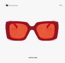 Load image into Gallery viewer, 2022 new European and beautiful brand sunglasses fashion men&#39;s square big frame sunglasses UV400 driving retro sunglasses